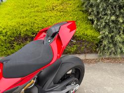 2025 DUCATI PANIGALE V4 Red
