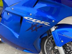 2005 Honda CBR1100XX (SUPER BLACKBIRD) Blue