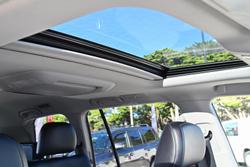 2015 Toyota Landcruiser Sahara VDJ200R MY13 4X4 Dual Range Crystal Pearl