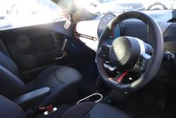 2025 MINI Aceman JCW E Favoured