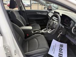 2019 KIA CERATO S