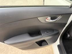 2019 KIA CERATO S