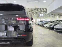 2023 Land Rover Range Rover Sport D250 SE