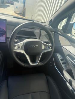 2025 BYD SEALION 8 Premium AWD