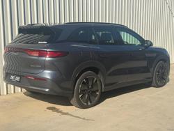 2025 BYD SEALION 8 Premium AWD