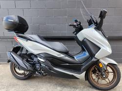 Honda Forza 350 (NSS350A)