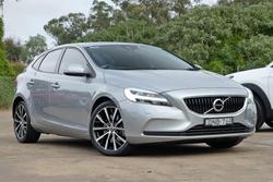 2017 Volvo V40 T3 Momentum