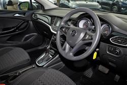 2017 Holden Astra R