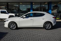 2024 Mazda 3 G20 Pure