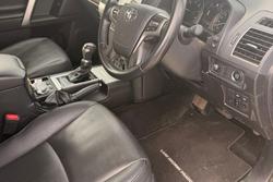 2023 Toyota Landcruiser Prado VX
