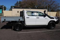 2022 Toyota Hilux SR