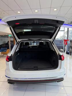 2019 Volkswagen Touareg 190TDI Launch Edition