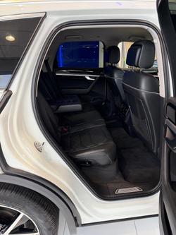2019 Volkswagen Touareg 190TDI Launch Edition