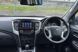 2023 Mitsubishi Triton GLX-R