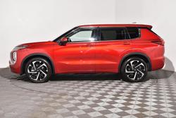 2023 Mitsubishi Outlander Exceed