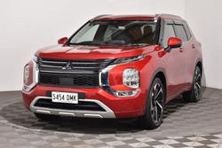 2023 Mitsubishi Outlander Exceed