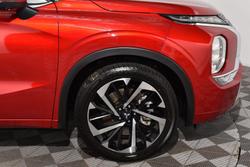 2023 Mitsubishi Outlander Exceed