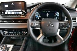 2023 Mitsubishi Outlander Exceed
