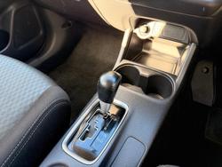 2014 Mitsubishi Outlander ES