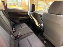 2014 Mitsubishi Outlander ES