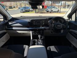 2023 Kia Carnival S