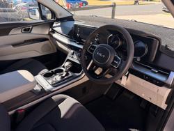 2023 Kia Carnival S