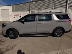 2023 Kia Carnival S