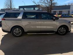 2023 Kia Carnival S