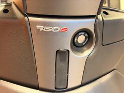 2020 Piaggio Beverly 350 (BV 350) Beverly Green