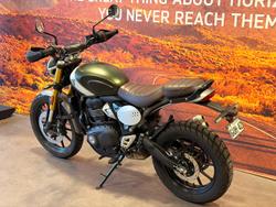 2024 Triumph Scrambler 400 X Scrambler Green