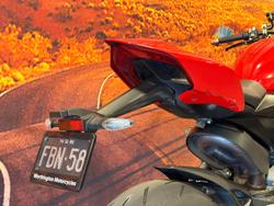 2022 Ducati Streetfighter V2 Streetfighter Red
