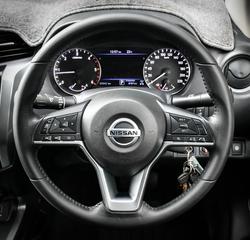 2021 Nissan Navara ST