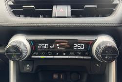 2022 Toyota RAV4 GXL