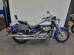Suzuki VL800 (boulevard C50)