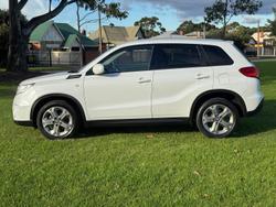 2017 Suzuki Vitara RT-S LY Cool White