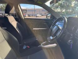2017 Suzuki Vitara RT-S LY Cool White