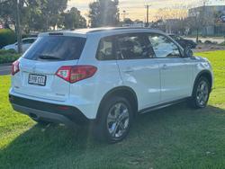2017 Suzuki Vitara RT-S LY Cool White