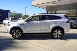 2025 Isuzu MU-X LS-T