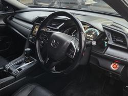 2019 Honda Civic VTi-LX