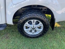 2023 Nissan Navara ST