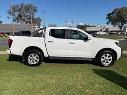 2023 Nissan Navara ST