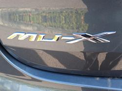 2024 Isuzu MU-X LS-T