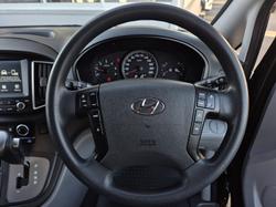 2020 Hyundai iLoad (No Badge)