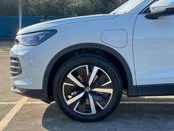 2026 Volkswagen Tiguan 150TSI eHybrid Elegance