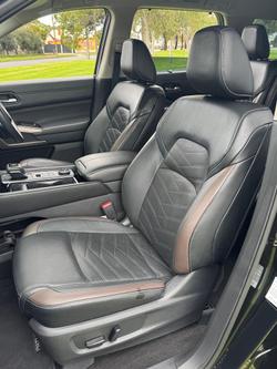 2023 Nissan Pathfinder Ti-L R53 MY23 4X4 On Demand Super Black