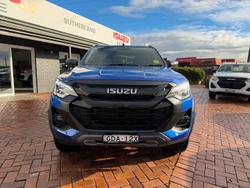 2025 Isuzu D-MAX X-TERRAIN