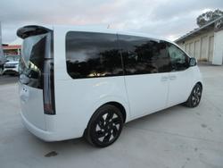 2026 Hyundai STARIA Lounge
