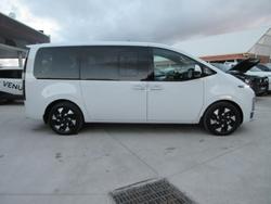 2026 Hyundai STARIA Lounge
