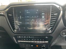 2025 Isuzu D-MAX BLADE MY25.5 Basalt Black Mica