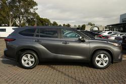 2023 Toyota Kluger GX
